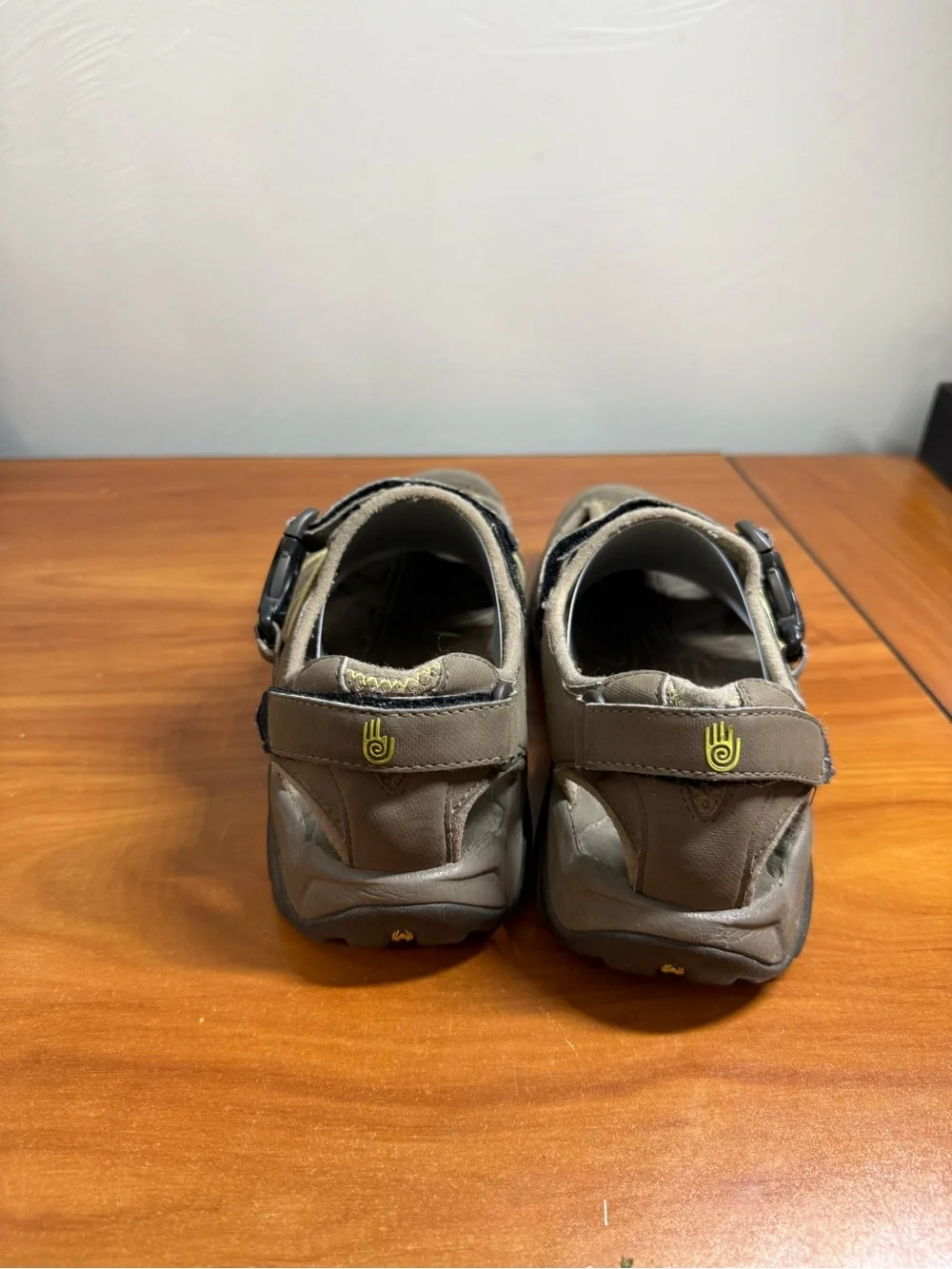 Teva Omnium Women's Sandal Water Shoe Outdoor Hiking Grey Brown Adjustable W9.5